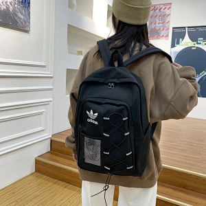 品牌背包客 品牌背包客