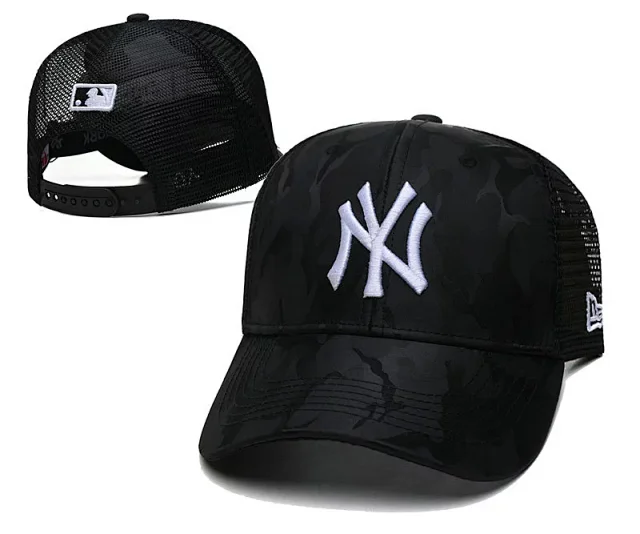 New Era Hats 9FORTY adjustable mesh-back baseball cap with York Yankees logo product detail image 2
