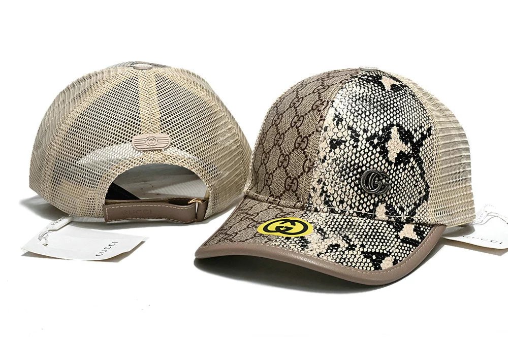 Gucci Bee Embroidered Denim Baseball Cap Black - 34