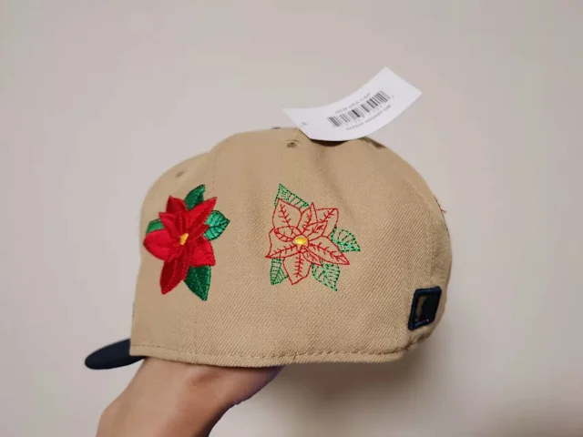 New Era Hats Fitted flat-brim York Yankees cap with embroidered patches product detail image 32