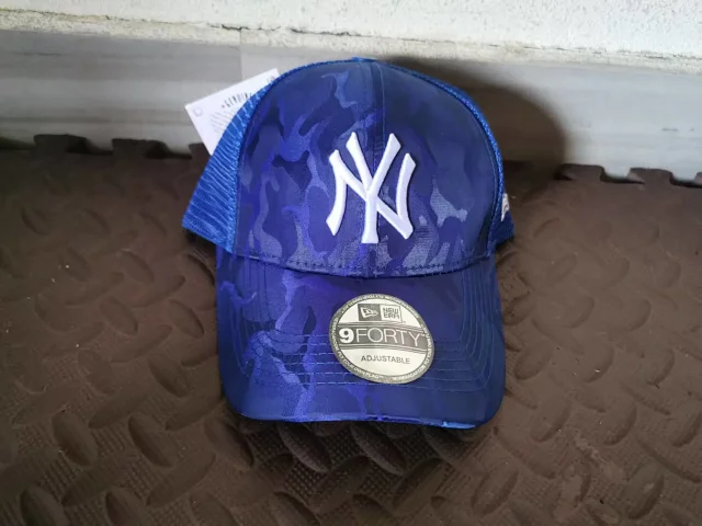 New Era Hats 9FORTY adjustable mesh-back baseball cap with York Yankees logo product detail image 7