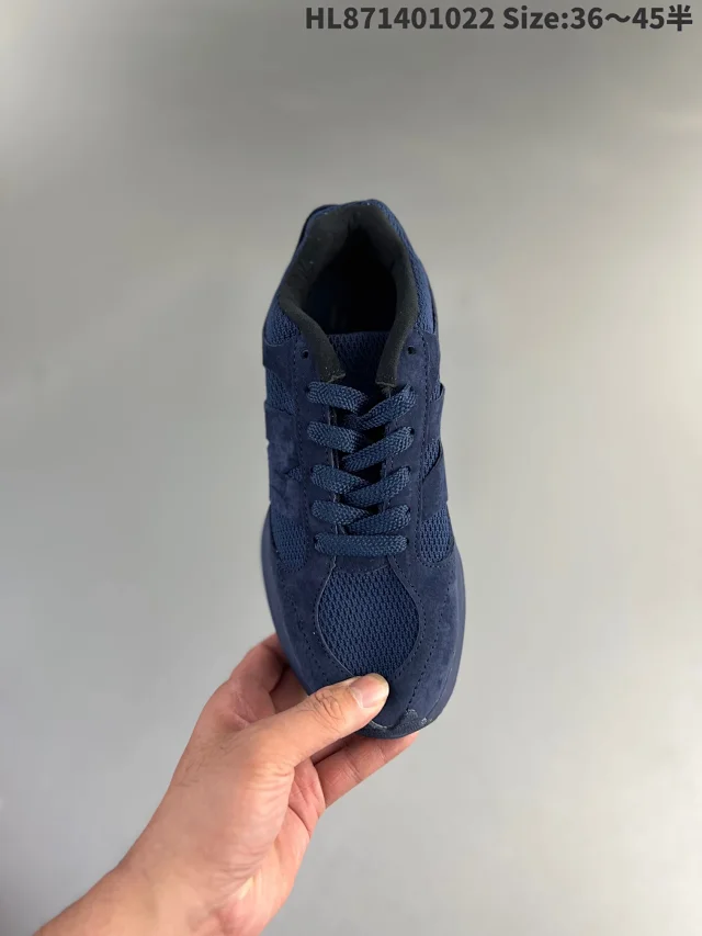 New Balance Sneakers Suede and Mesh Low-Top product detail image 7