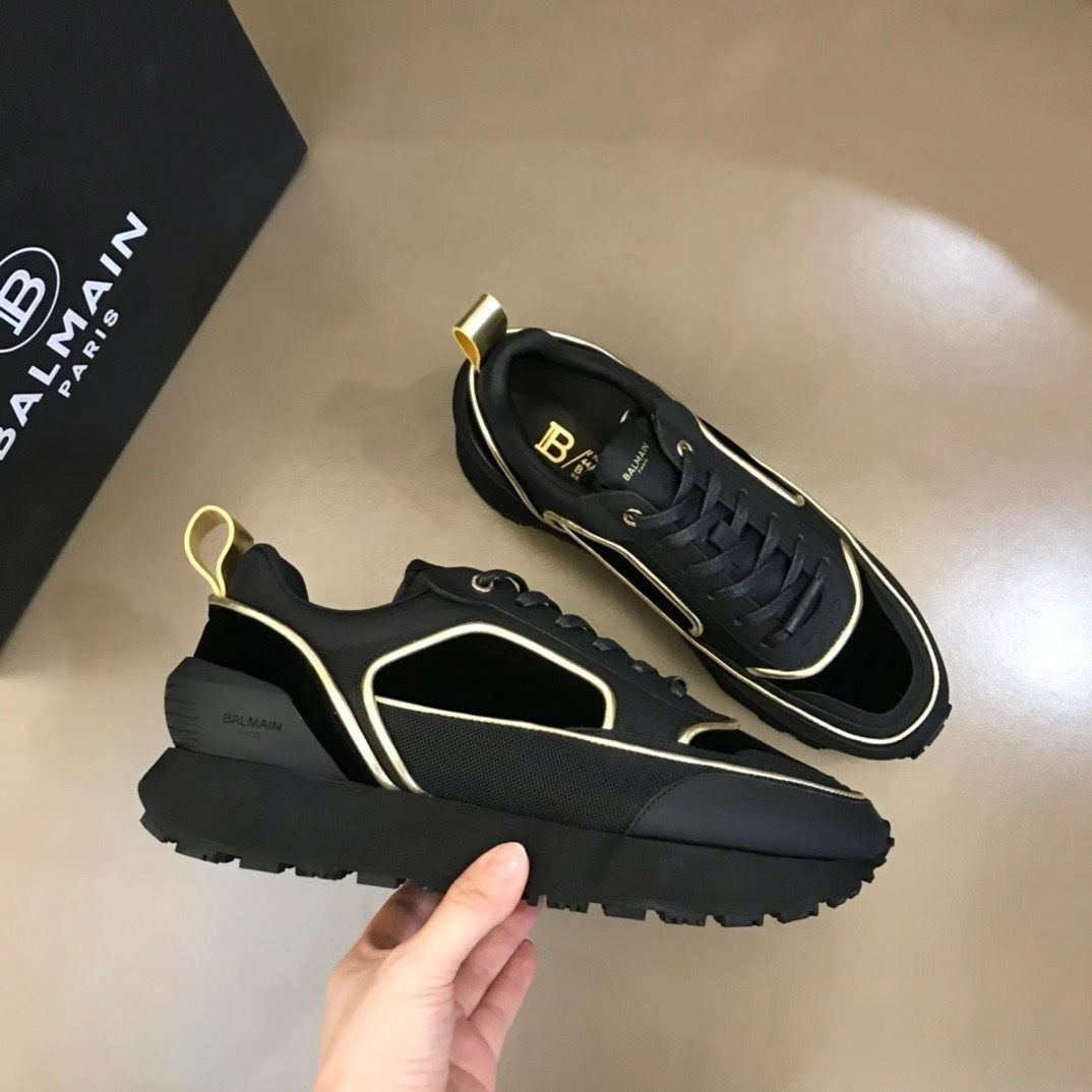 Balmain Sneakers Chunky low-top with monogram panels — *004