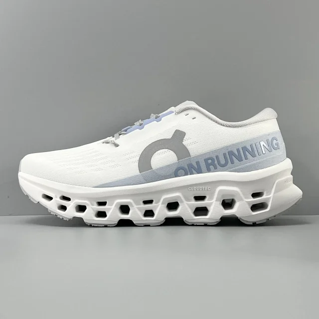 On Sneakers Cloudmonster 3 product detail image 12