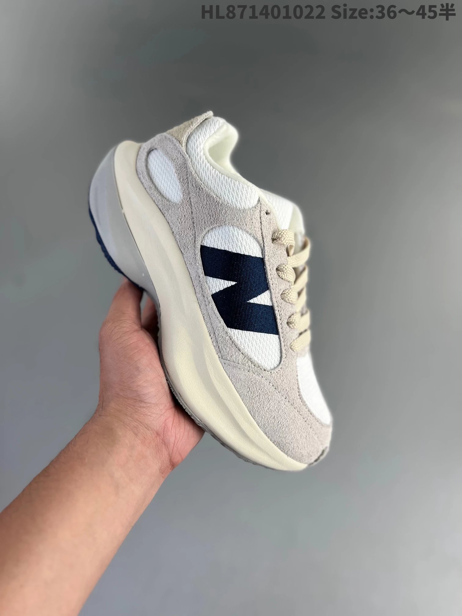 New Balance Sneakers Suede and Mesh Low-Top image 2