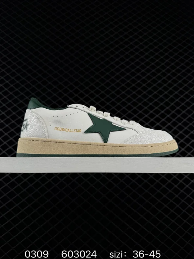 Golden Goose Sneakers Ball Star star-detail low-top product detail image 13