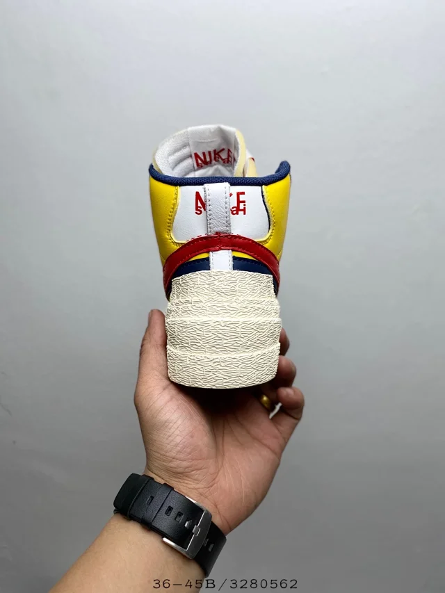 Nike Sneakers Blazer Mid high-top product detail image 16