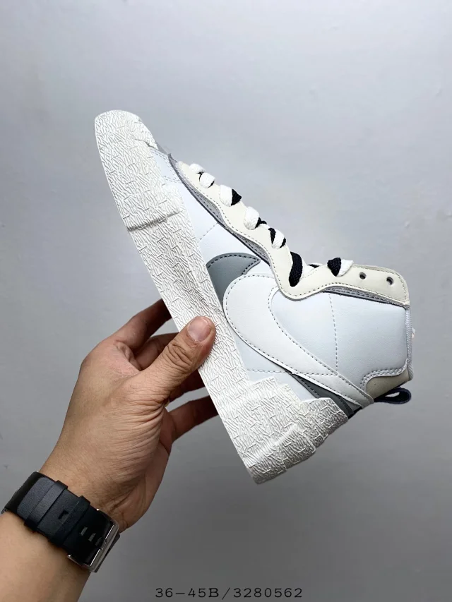 Nike Sneakers Blazer Mid high-top product detail image 32