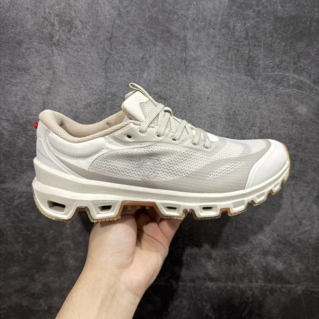 On Sneakers LOEWE x Cloudventure 2.0 product detail image 10