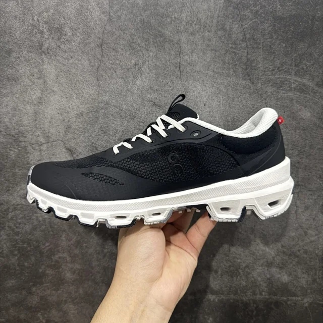 On Sneakers LOEWE x Cloudventure 2.0 product detail image 26