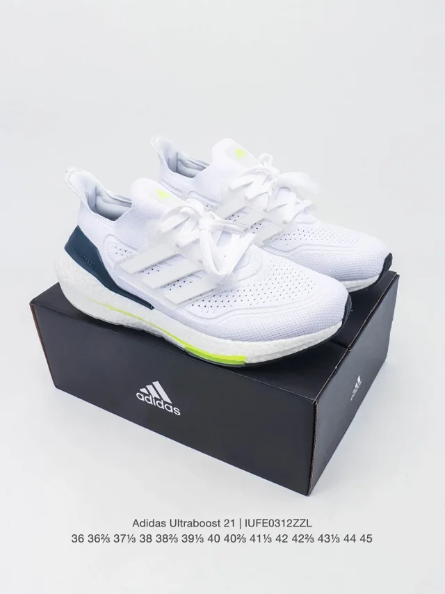 Adidas Sneakers Ultraboost 21 product detail image 3