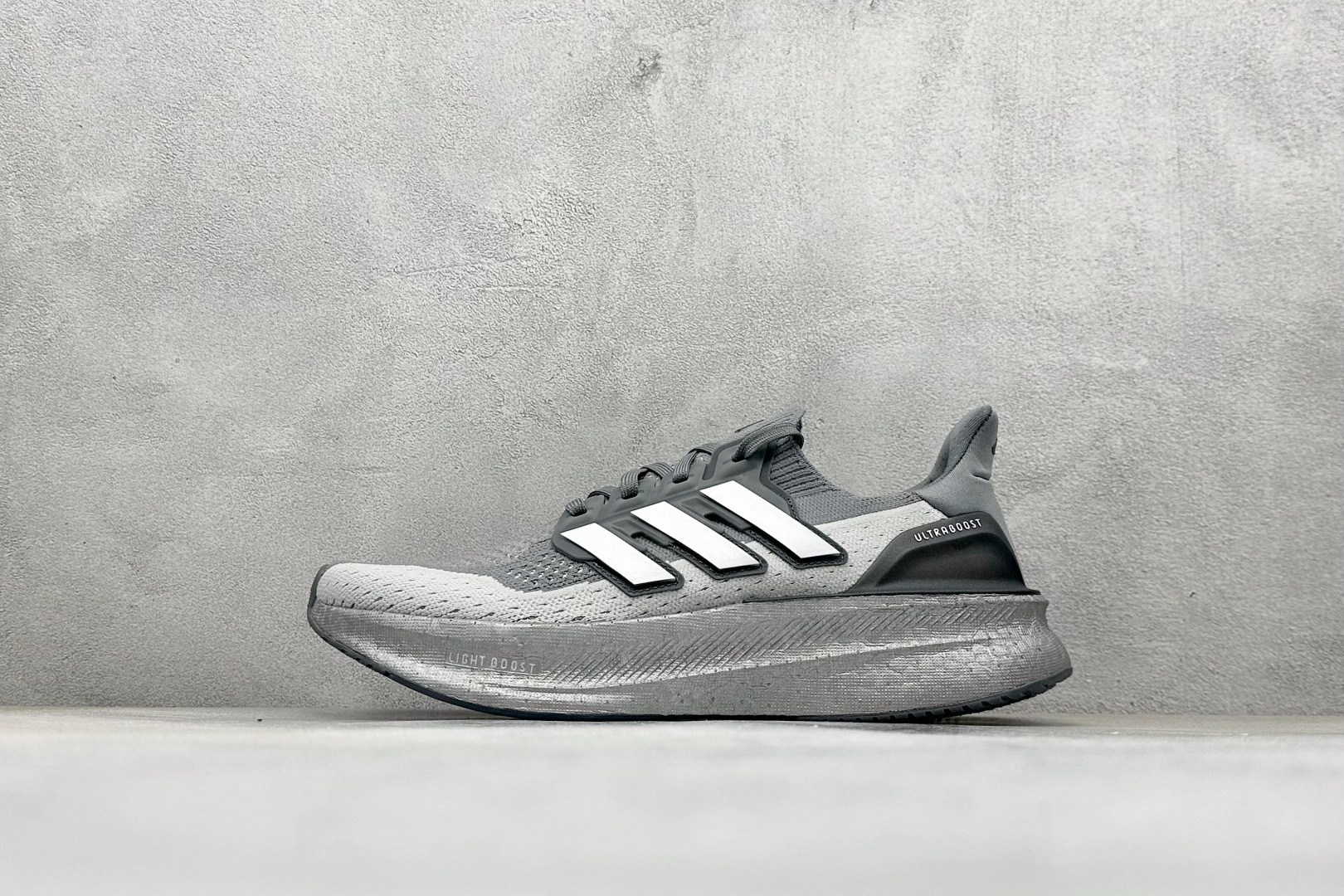 Y-3 Sneakers Ultraboost 5 — 9