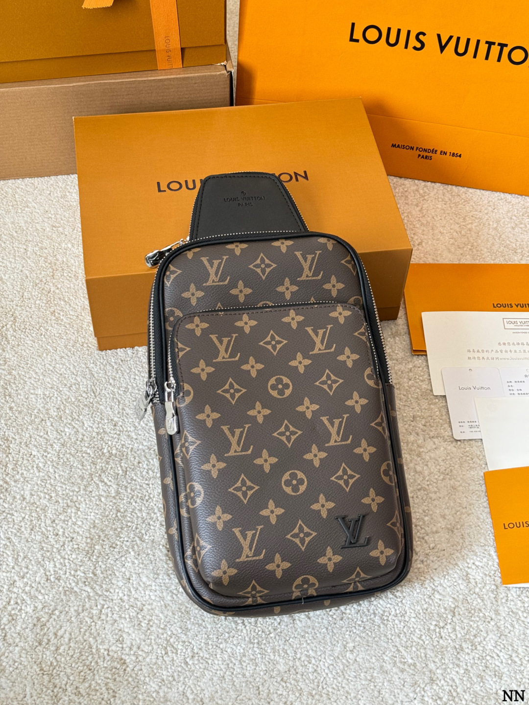 Louis Vuitton Crossbody Bags Sling Bag — *011