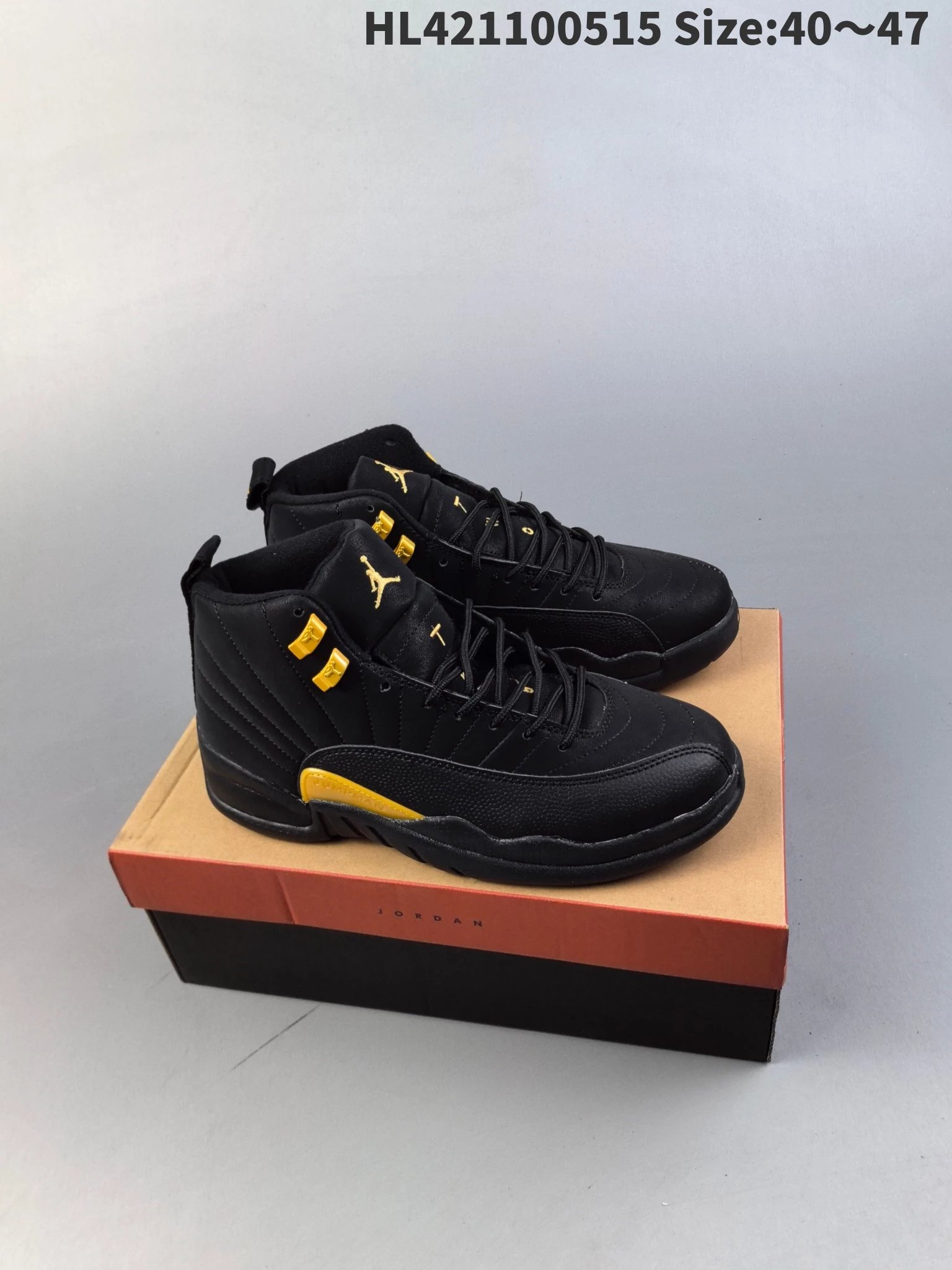 Jordan Sneakers Air 12 — E