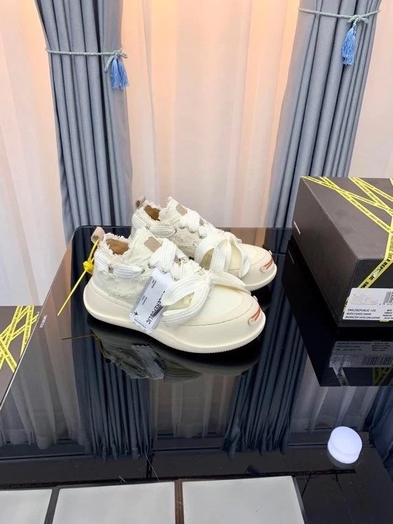 SMILE REPUBLIC Sneakers Bow Lace-Up Canvas — rice