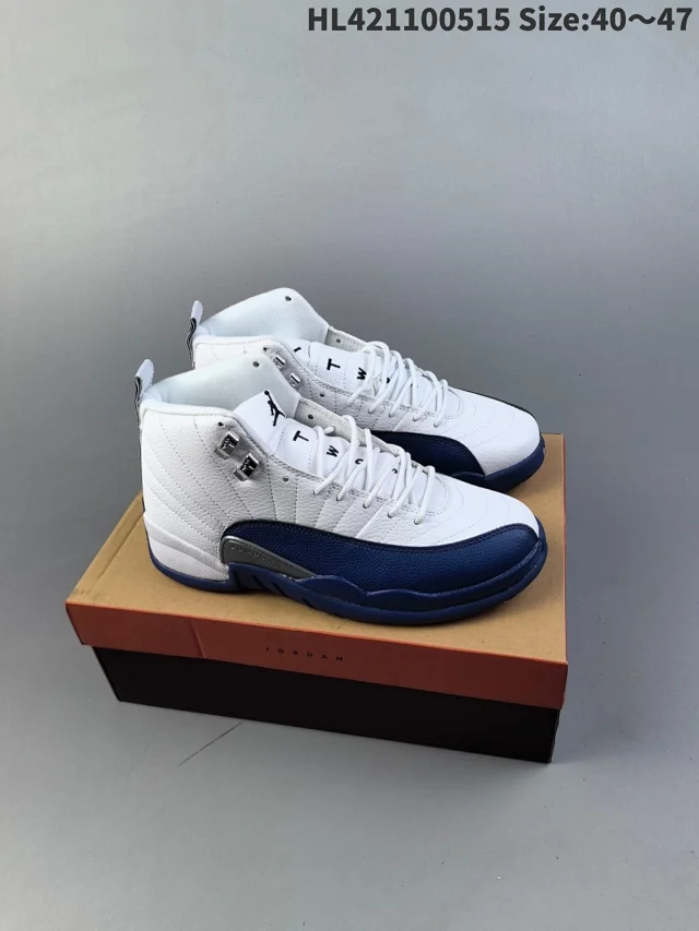 Jordan Sneakers Air 12 product detail image 10
