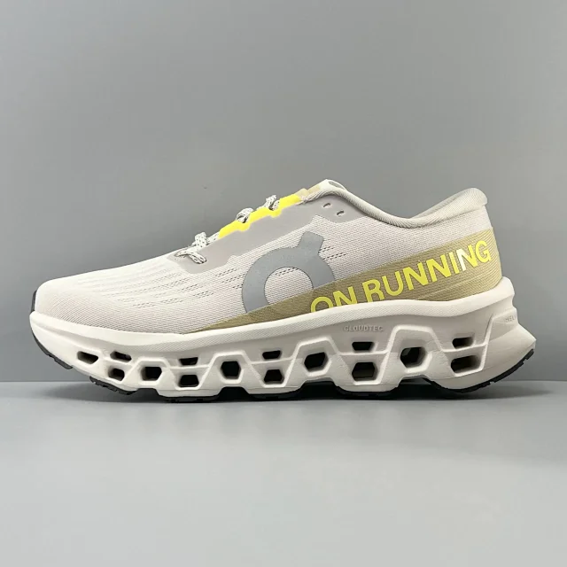 On Sneakers Cloudmonster 3 product detail image 19