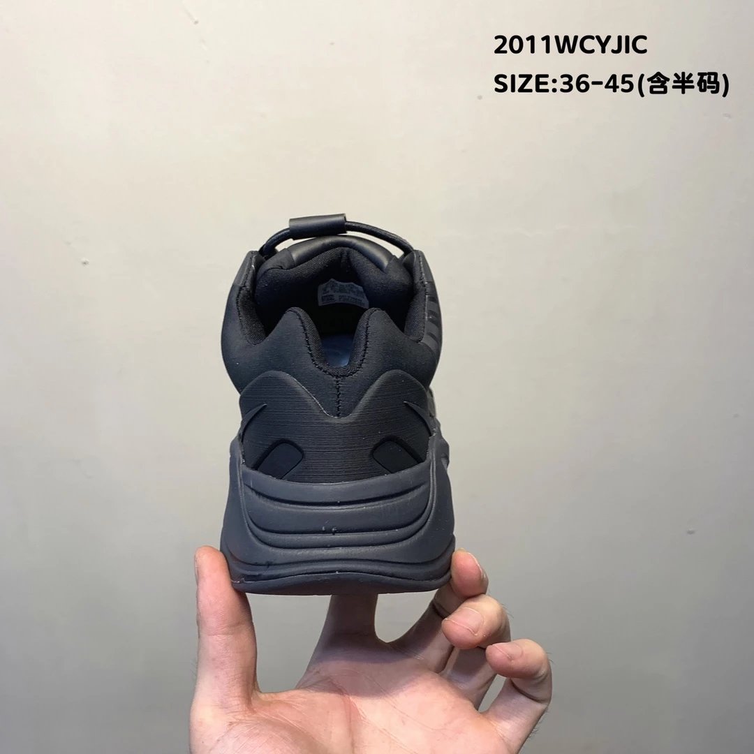 Unbranded Sneakers 700 MNVN image 3
