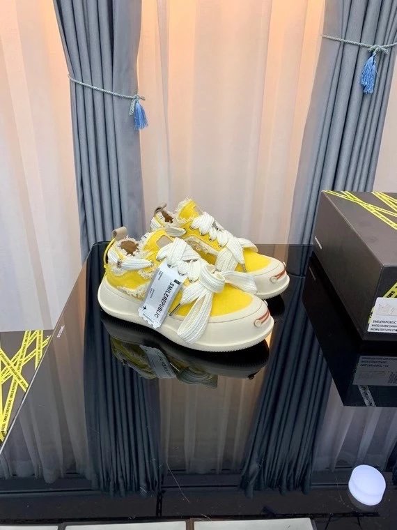 SMILE REPUBLIC Sneakers Bow Lace-Up Canvas — Yellow