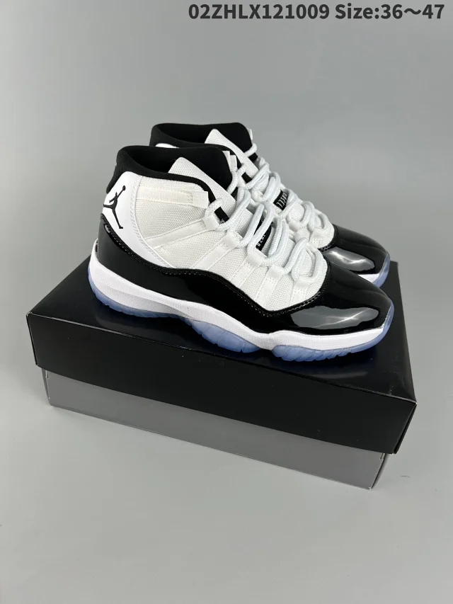 Jordan Sneakers Air 11 high-top product detail image 1