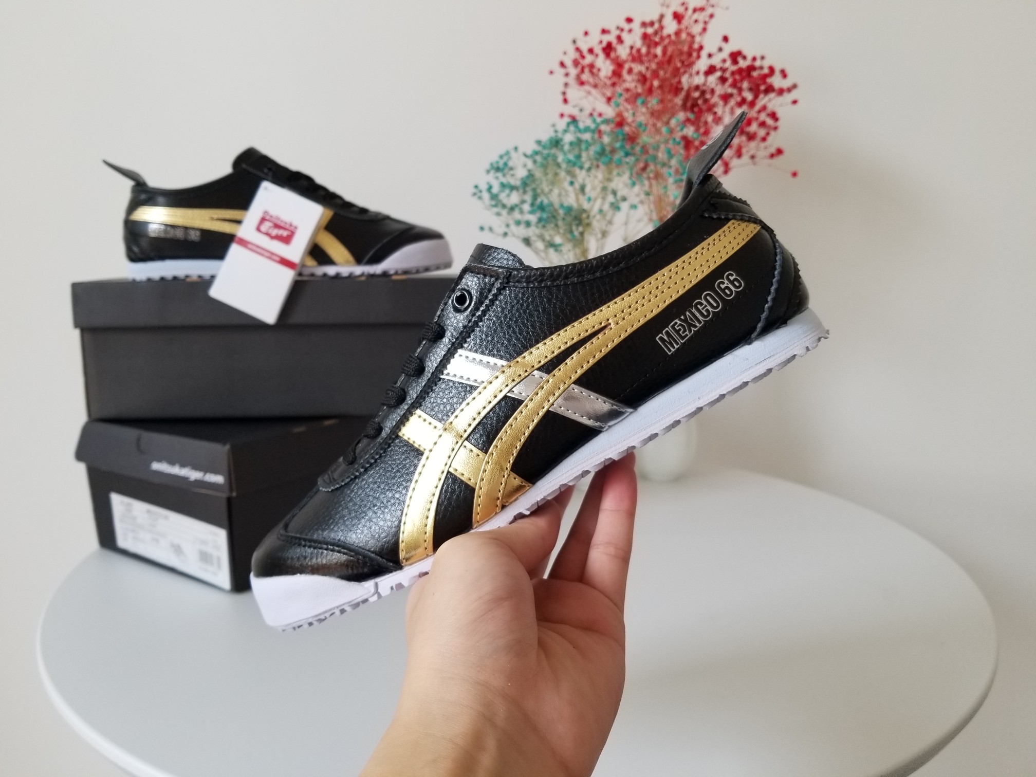 Onitsuka Tiger Sneakers Mexico 66 low-top lace-up — Black Gold