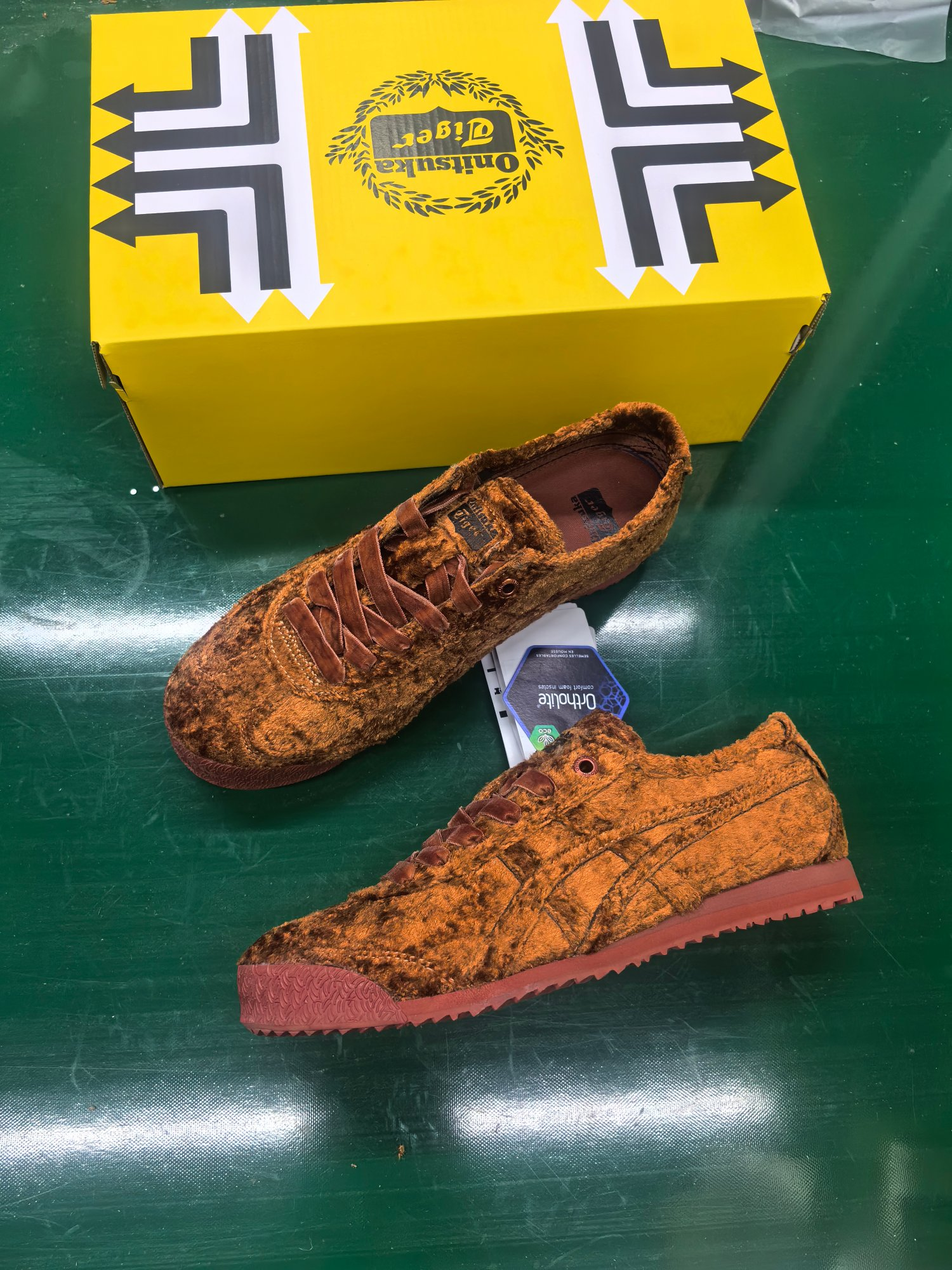 Onitsuka Tiger Sneakers Mexico 66 — 18