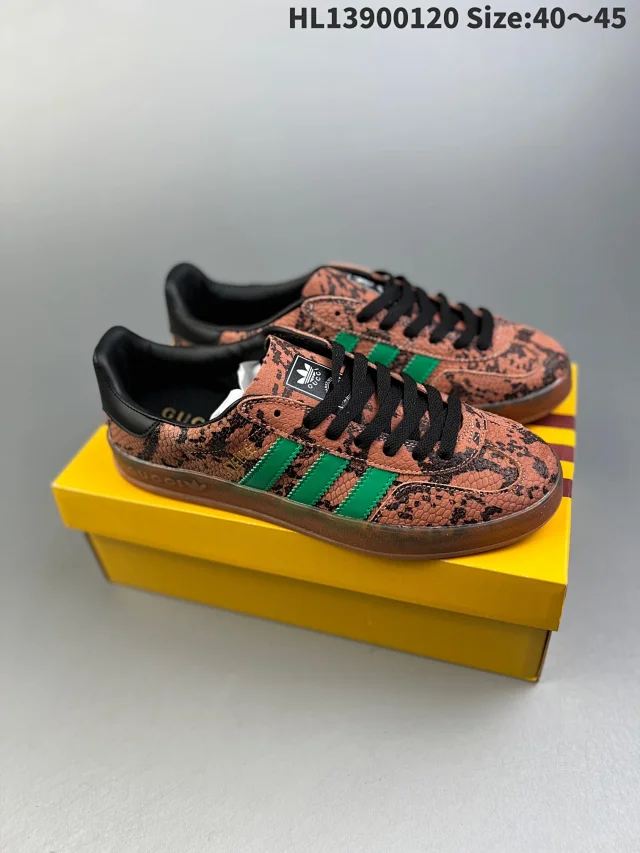 Gucci Gazelle and Los Angeles low-top sneakers product detail image 12