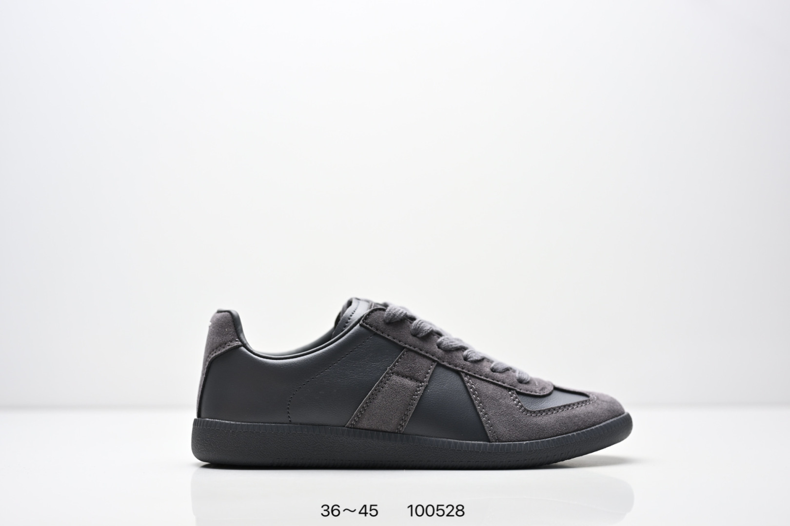 Unbranded Sneakers Low-Top Lace-Up — *003