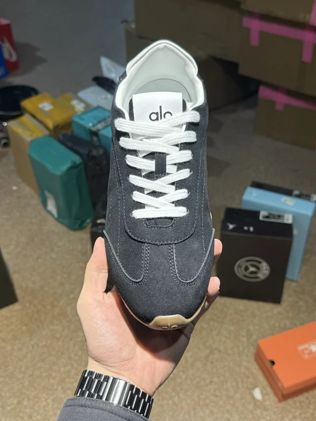 Alo Yoga Sneakers Sunset Sneaker product detail image 6