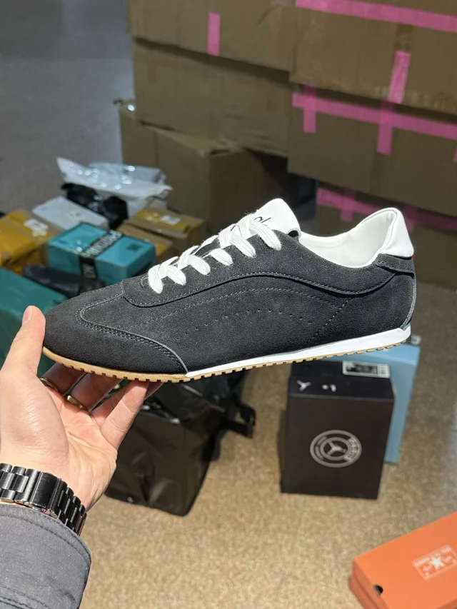 Alo Yoga Sneakers Sunset Sneaker product detail image 11