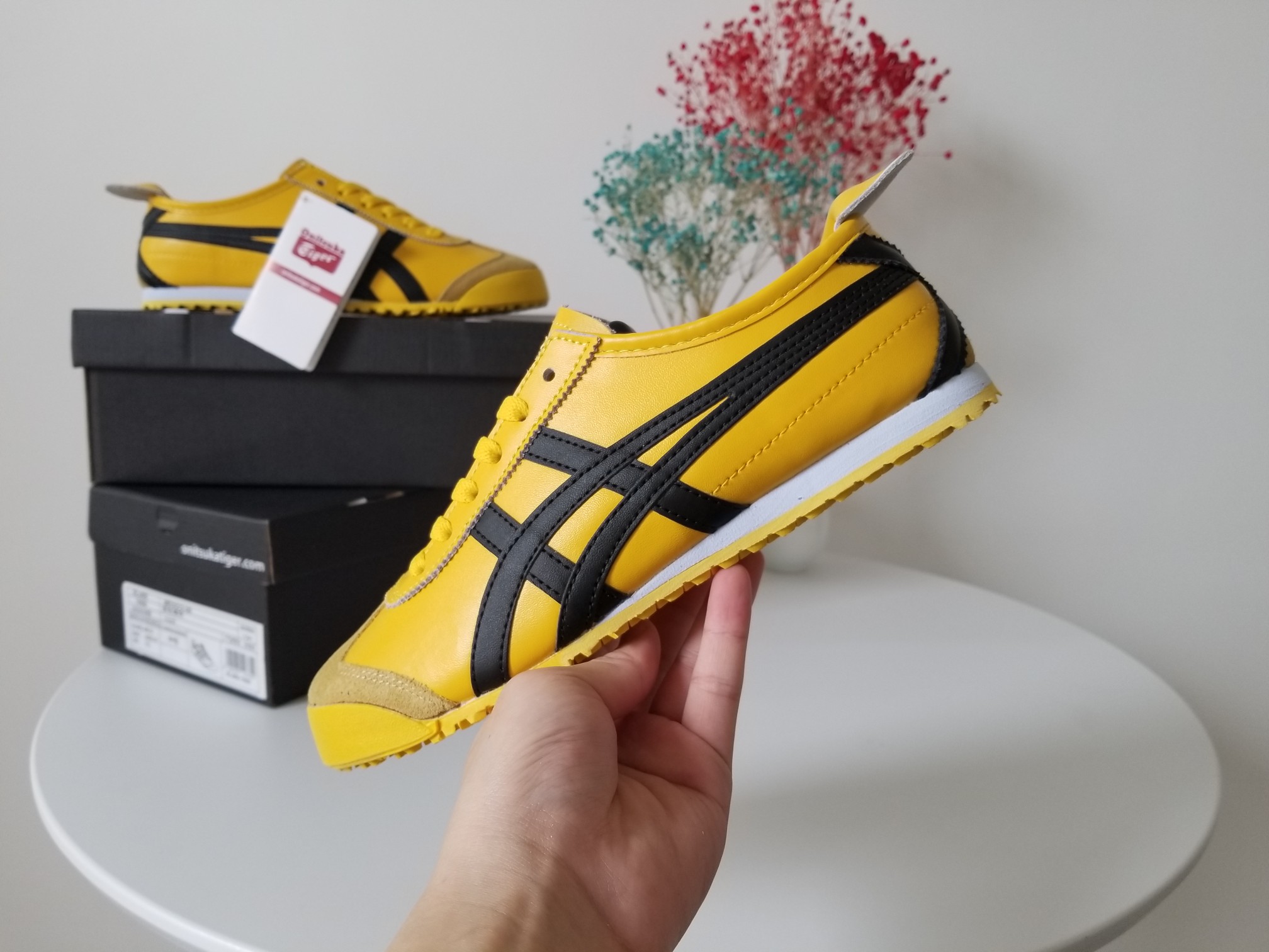 Onitsuka Tiger Sneakers Mexico 66 low-top lace-up — Yellow and black