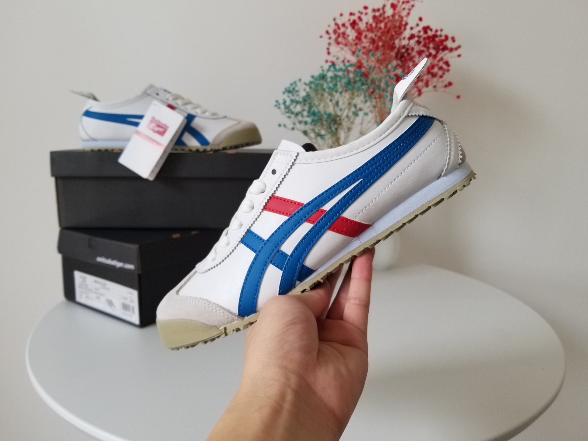 Onitsuka Tiger Sneakers Mexico 66 low-top lace-up — classic white red blue