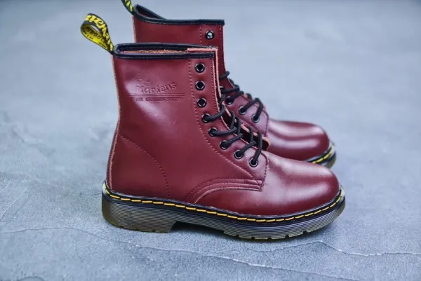 Dr. Martens 1460 Black Smooth Leather 8-Eye Boots Martin Boots - 23