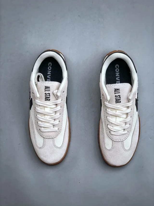 Converse Sneakers Run Star Trainer A08263C product detail image 25