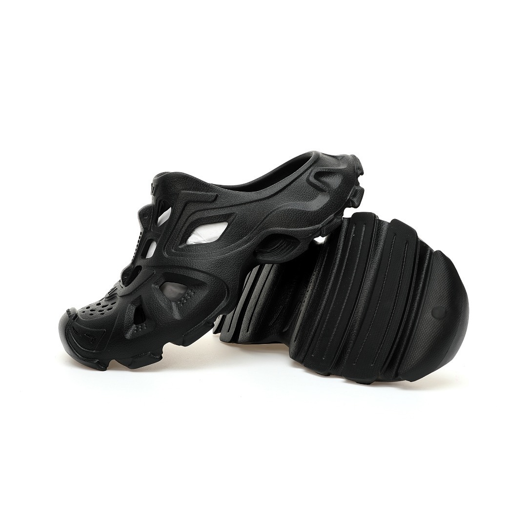 Balenciaga Sneakers 702416 WSCES — 7