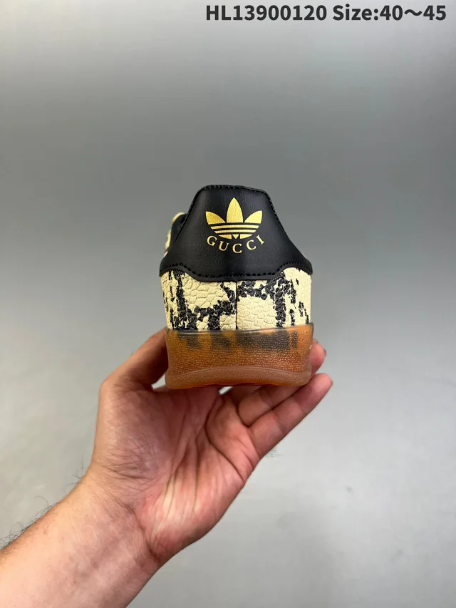 Gucci Gazelle and Los Angeles low-top sneakers product detail image 6