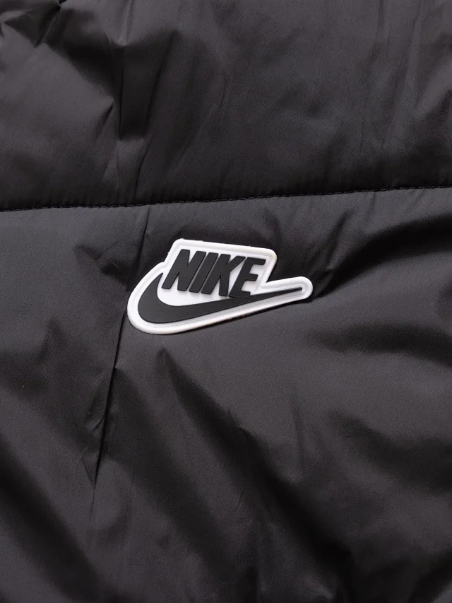 Nike Down Jackets Quilted zip-front bomber jacket with ribbed collar and cuffs product detail image 4