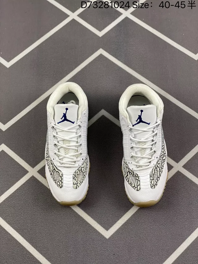 Jordan Sneakers Air 11 Low IE product detail image 22