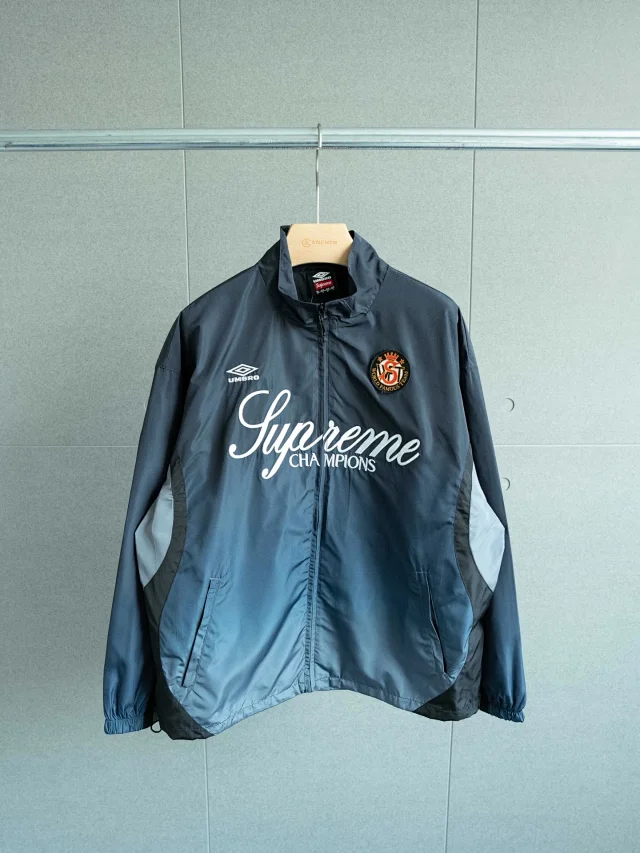 Umbro Jackets Supreme Champions gradient color-block zip track jacket product detail image 4