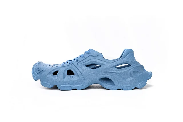 Balenciaga Sneakers 702416 WSCES product detail image 9