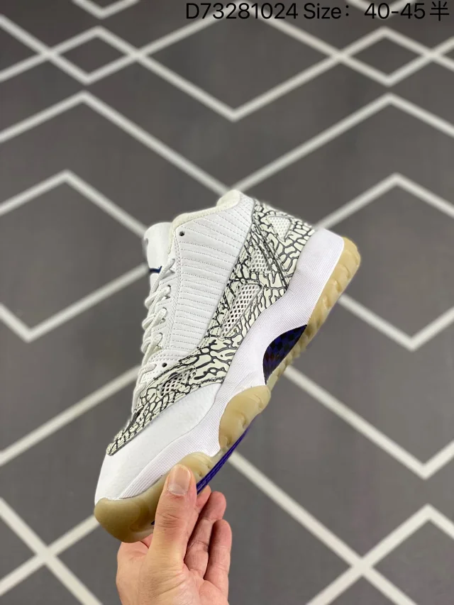 Jordan Sneakers Air 11 Low IE product detail image 24