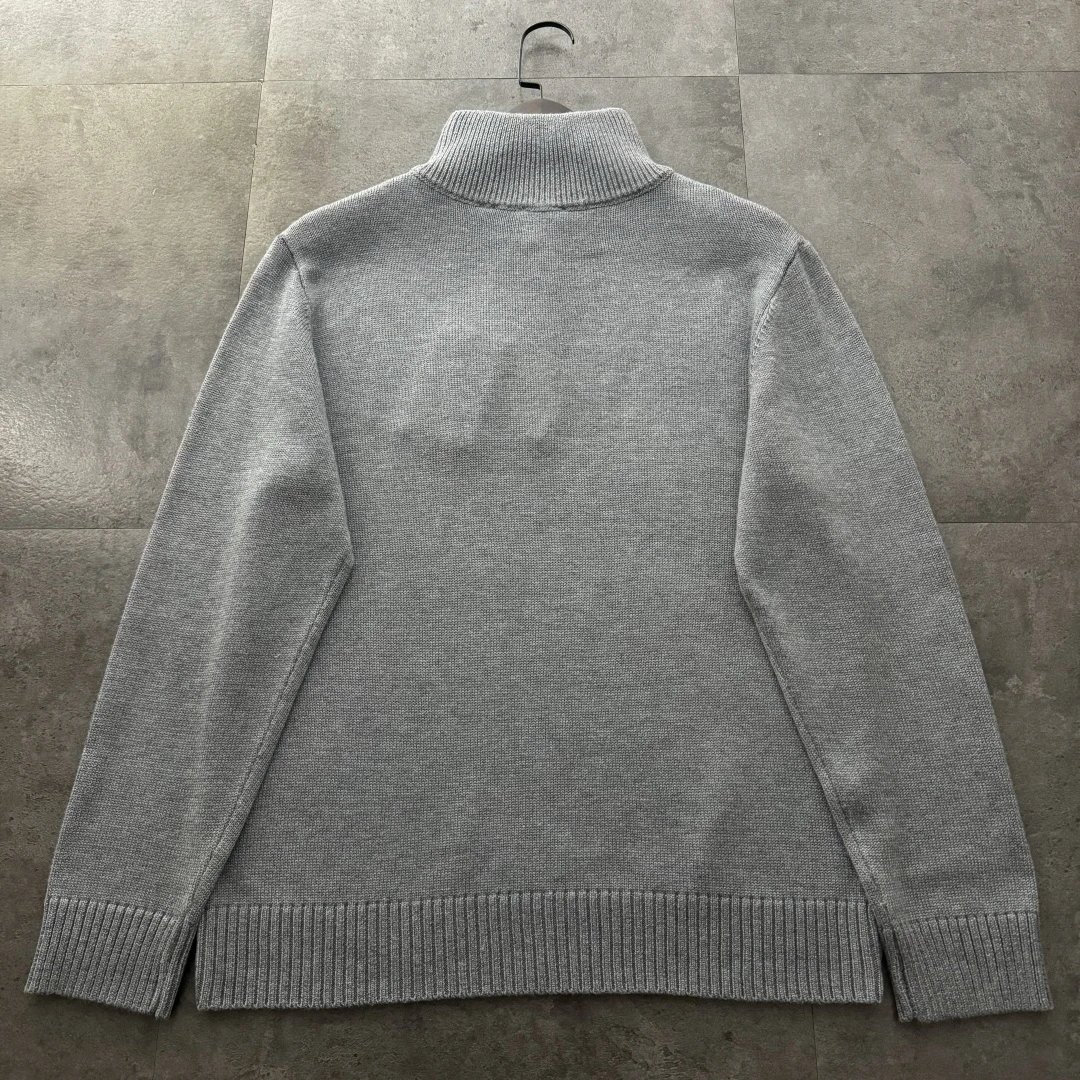Burberry Knitwear Equestrian Knight stand-collar half-zip sweater image 8