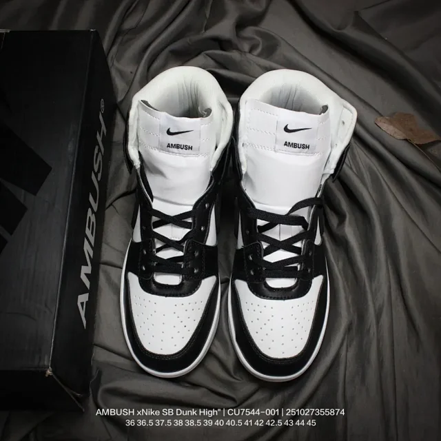 Nike Sneakers Dunk High x Ambush product detail image 14