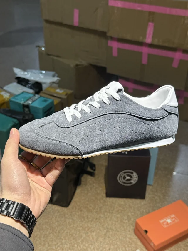 Alo Yoga Sneakers Sunset Sneaker product detail image 19