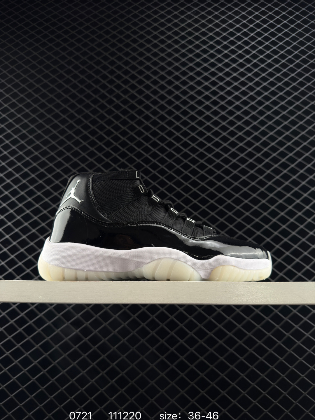 Jordan Sneakers Air 11 — 15
