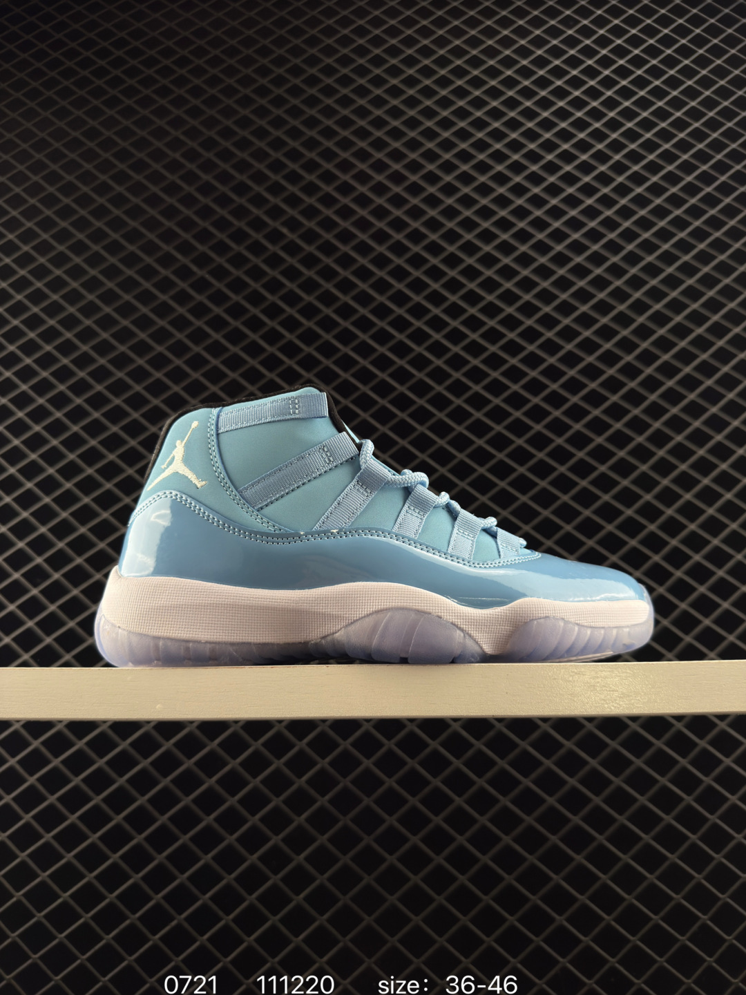Jordan Sneakers Air 11 — 4