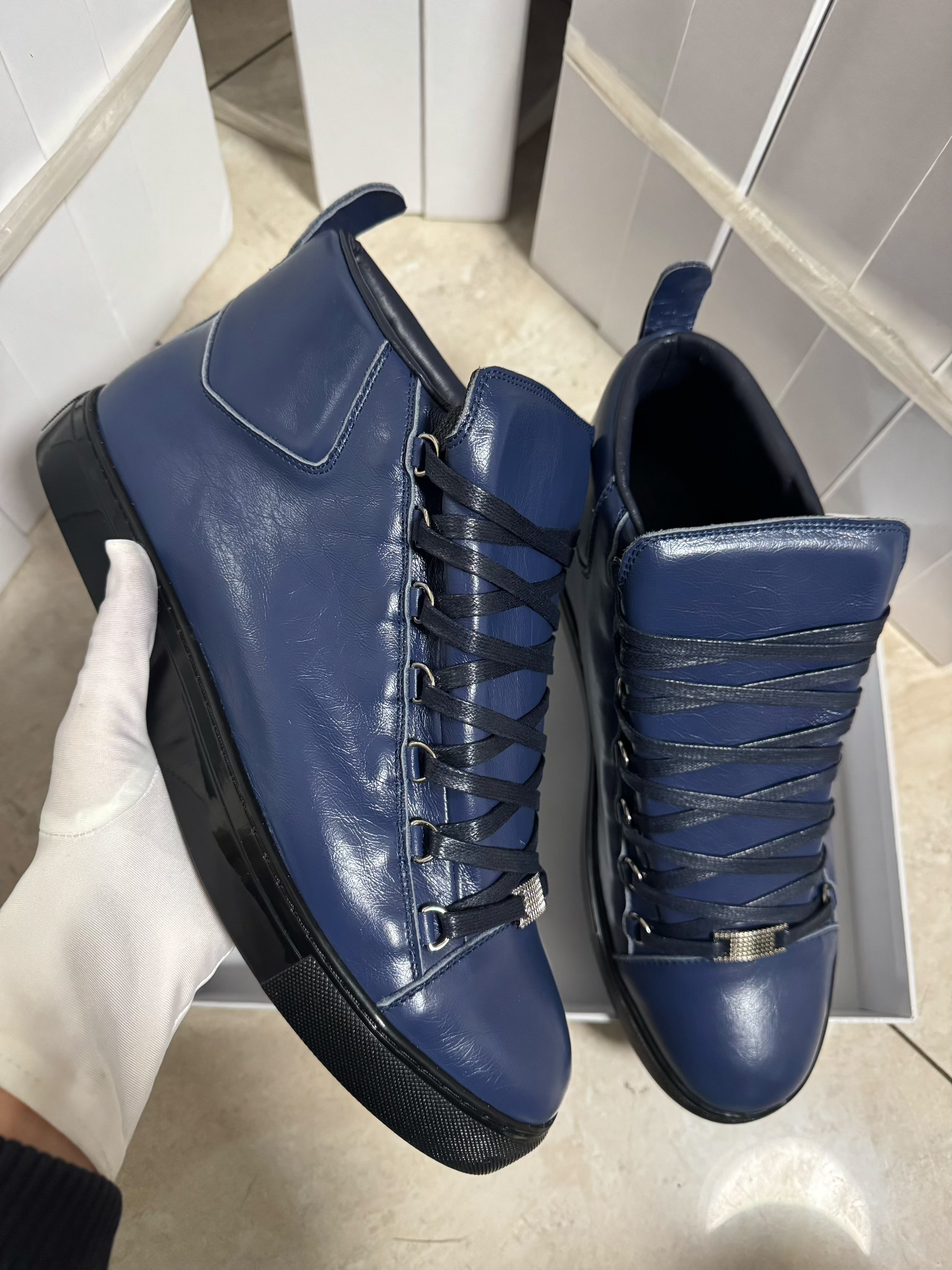 Unbranded Sneakers High-top lace-up with metal eyelets — Blue high-top