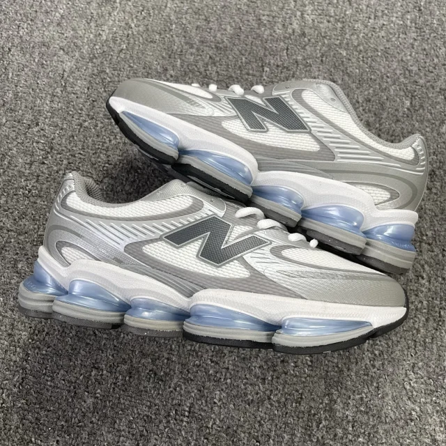 New Balance Sneakers U2000 product detail image 29