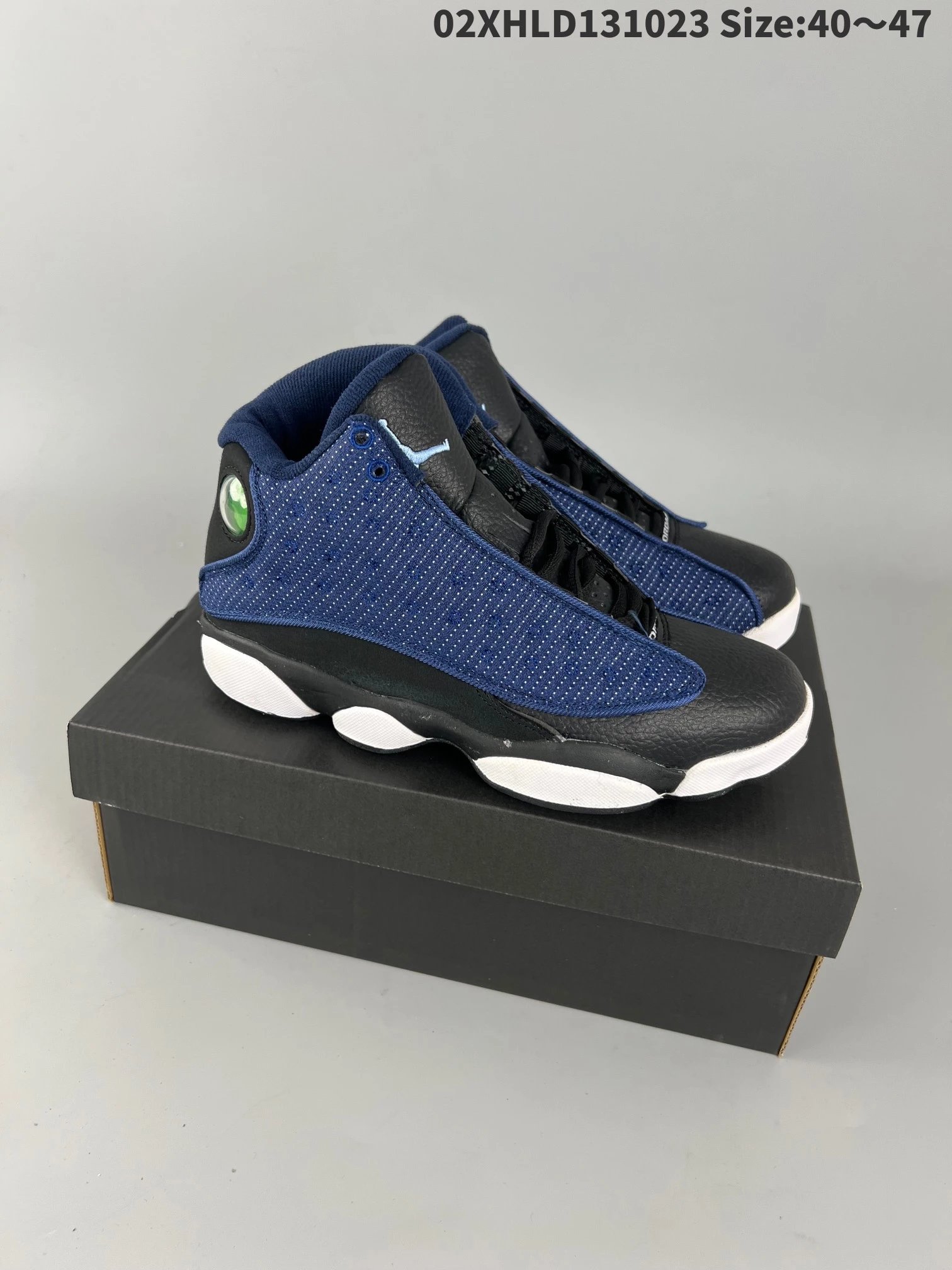 Jordan Sneakers Air 13 high-top basketball shoes — 1