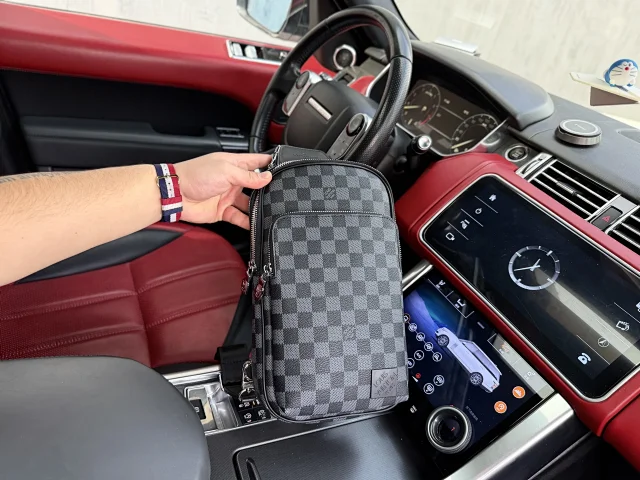 Louis Vuitton Crossbody Bags Sling Bag product detail image 33